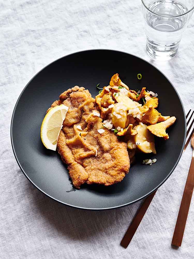 Foodfotografie Hirsch-Schnitzel aus dem Kochbuch Wild Wald Genuss