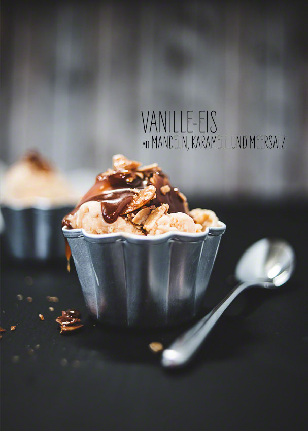 Vanille-Eis mit Karamell, Mandeln und Meersalz | neon fotografie ...